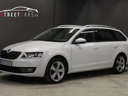 Vit Begagnad 2016 Skoda Octavia Style Kombi | 104 900 kr (Marknadspris)