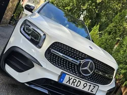 Vit Begagnad 2021 Mercedes GLB200 AMG SUV | 429 000 kr (Marknadspris)
