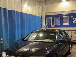 Svart Begagnad 2002 Volvo S80 Sedan | 7 000 kr (Superpris)