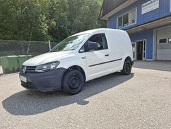 Vit Begagnad 2016 VW Caddy Minibuss | 99 900 kr (Bra pris)