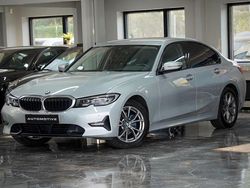 Silver Begagnad 2019 BMW 320 Sport Line Sedan | 269 900 kr (Marknadspris)