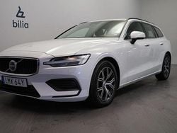 Vit Begagnad 2024 Volvo V60 Core Kombi | 349 500 kr (Bra pris)