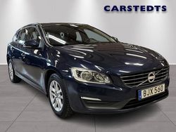 Blå Begagnad 2014 Volvo V60 Kinetic Kombi | 94 900 kr (Marknadspris)
