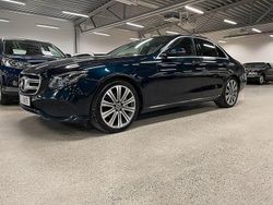 Mörkgrön Begagnad 2017 Mercedes E220 Sedan | 299 900 kr (Bra pris)