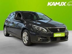 Silver/grå Begagnad 2018 Peugeot 308 Halvkombi | 124 800 kr (Marknadspris)