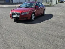 Röd Begagnad 2006 Audi A4 Sedan | 33 000 kr (Marknadspris)