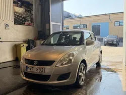 Silver Begagnad 2012 Suzuki Swift Halvkombi | 59 000 kr (Marknadspris)