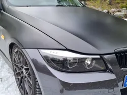 Grå Begagnad 2006 BMW 330 Sedan | 45 000 kr (Superpris)