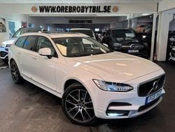Vit Begagnad 2018 Volvo V90 CC Pro Kombi | 359 800 kr (Bra pris)