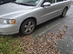 Grå Begagnad 2008 Volvo V70 Kinetic Kombi | 25 000 kr (Marknadspris)