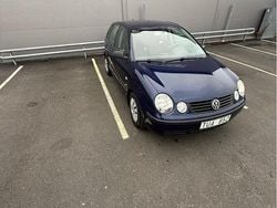 Blå Begagnad 2003 VW Polo Basis Halvkombi | 13 500 kr (Lite dyr)