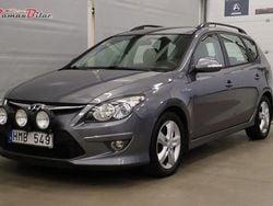 Grå Begagnad 2012 Hyundai i30 Kombi | 49 900 kr (Marknadspris)