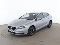 Silver Begagnad 2016 Volvo V40 Momentum Kombi | 127 000 kr (Marknadspris)