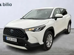 Vit Begagnad 2023 Toyota Corolla Cross Active SUV | 399 900 kr (Lite dyr)