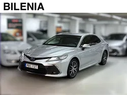 Silver Begagnad 2022 Toyota Camry Hybrid Executive Sedan | 359 900 kr (Lite dyr)