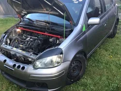 Grå Begagnad 2004 Toyota Yaris Halvkombi | 5 000 kr (Superpris)