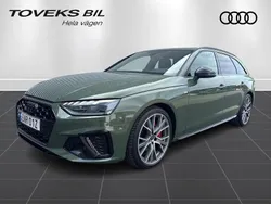 Grön (distriktgrön metallic) Begagnad 2024 Audi A4 Competition Kombi | 479 000 kr (Marknadspris)