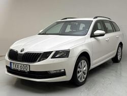 Vit Begagnad 2018 Skoda Octavia Kombi | 129 000 kr (Marknadspris)