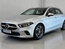 Silver Begagnad 2018 Mercedes A200 Style Halvkombi | 220 000 kr (Bra pris)
