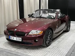 Röd Begagnad 2003 BMW Z4 Cab | 139 900 kr (Dyr)