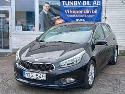 Svart Begagnad 2012 Kia Ceed Comfort Halvkombi | 84 700 kr (Marknadspris)