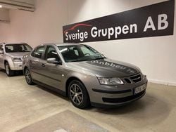 Ljusgrå (grå) Begagnad 2004 Saab 9-3 Linear Sedan | 39 900 kr (Marknadspris)