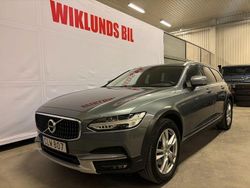 Grå Begagnad 2018 Volvo V90 CC Momentum Kombi | 284 900 kr (Bra pris)