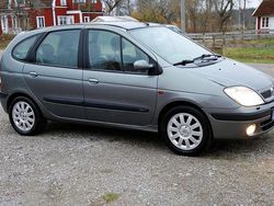 Grå Begagnad 2003 Renault Scénic Minibuss | 16 900 kr