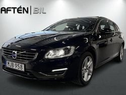 Mörkblå Begagnad 2016 Volvo V60 Momentum Kombi | 179 000 kr (Marknadspris)