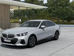 Grå/silver Ny 2024 BMW i5 M Sport Sedan | 779 500 kr (Bra pris)