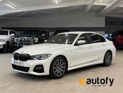 Vit Begagnad 2020 BMW 320 M Sport Sedan | 329 900 kr (Lite dyr)