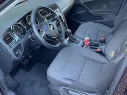 Svart Begagnad 2018 VW Golf VII Kombi | 165 000 kr (Marknadspris)