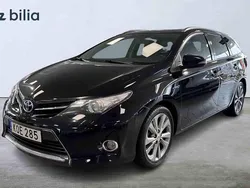 Svart Begagnad 2014 Toyota Auris Touring Sports Kombi | 139 900 kr