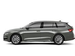 Grå Ny 2025 Skoda Octavia Selection Kombi | 375 000 kr (Marknadspris)