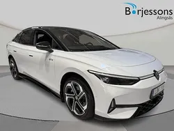 Vit Begagnad 2025 VW ID.7 GTX Sedan | 619 000 kr