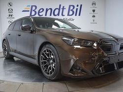 Pyrite brown metallic Ny 2026 BMW M5 Comfort Edition Kombi | 1 795 000 kr