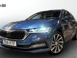 Blå (titan blue metallic) Begagnad 2020 Skoda Octavia Style Kombi | 239 900 kr (Marknadspris)