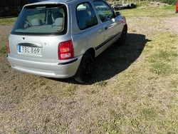 Silver Begagnad 2002 Nissan Micra Halvkombi | 19 500 kr