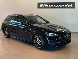 Svart Ny 2025 Mercedes C300e Kombi | 612 550 kr (Marknadspris)