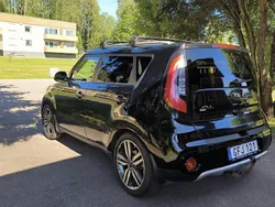 Svart Begagnad 2018 Kia Soul SUV | 145 000 kr (Marknadspris)
