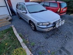 Grå Begagnad 2000 Volvo V70 Kombi | 6 500 kr (Bra pris)