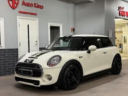 Vit Begagnad 2016 Mini Cooper S Pepper Halvkombi | 129 000 kr