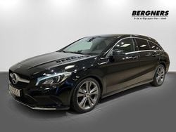 Svart Begagnad 2018 Mercedes CLA200 Shooting Brake Kombi | 239 900 kr (Marknadspris)