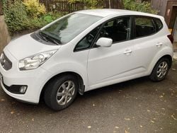 Vit Begagnad 2011 Kia Venga Comfort Halvkombi | 46 500 kr (Superpris)