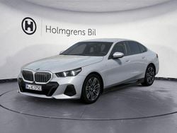 Grå/silver Ny 2024 BMW i5 M Sport Sedan | 689 500 kr (Superpris)