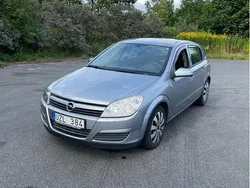 Grå Begagnad 2004 Opel Astra Halvkombi | 20 000 kr (Marknadspris)