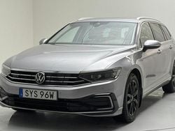 Silver Begagnad 2021 VW Passat GTE | 209 000 kr (Marknadspris)