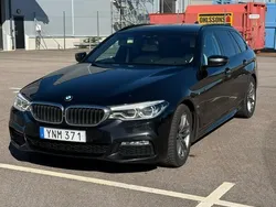 Svart Begagnad 2018 BMW 520 M Sport Kombi | 290 000 kr (Marknadspris)