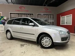 Grå Begagnad 2007 Ford Focus Kombi | 24 900 kr (Marknadspris)