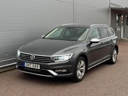 Mörkgrå Begagnad 2016 VW Passat Alltrack Kombi | 174 900 kr (Marknadspris)